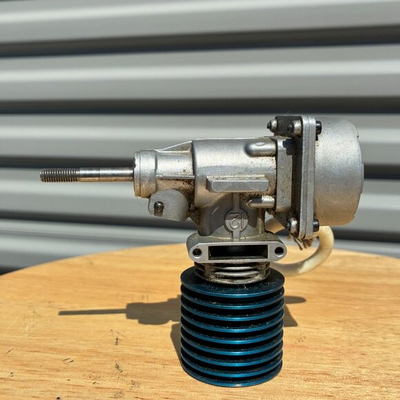 0.12 Image RC Nitro Engine - Picture 4 of 9